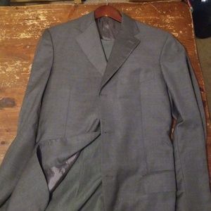 Isaia Suit